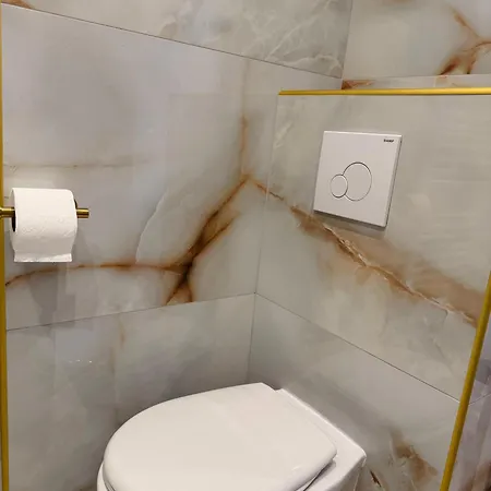 L'instant - Center - Jacuzzi 엑스레뱅